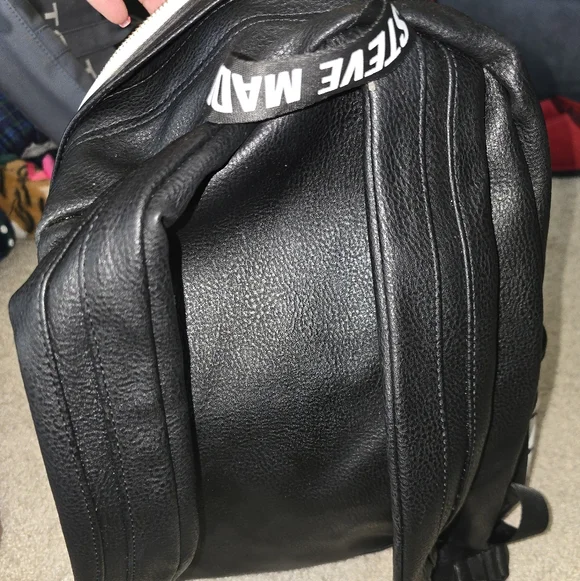 Steve Madden Black and White Backpack - Picture 2 of 3